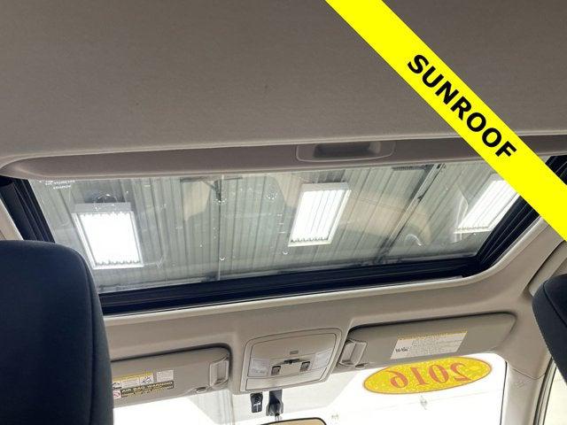 2016 Toyota RAV4 XLE 2016 Toyota RAV4 XLE