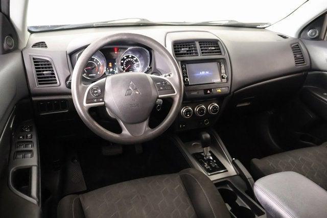 2020 Mitsubishi Outlander Sport 2.0 ES 2020 Mitsubishi Outlander Sport 2.0 ES