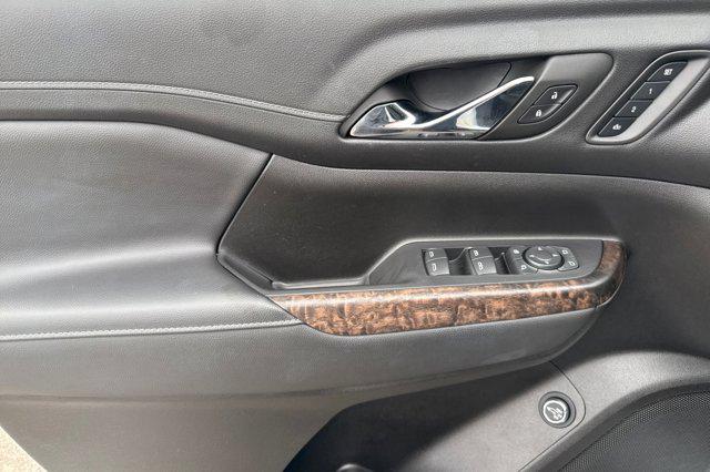 2023 GMC Acadia AWD Denali