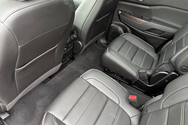 2023 GMC Acadia AWD Denali