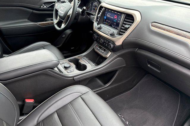 2023 GMC Acadia AWD Denali