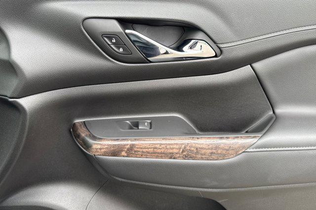 2023 GMC Acadia AWD Denali