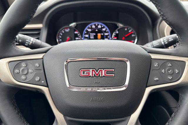 2023 GMC Acadia AWD Denali