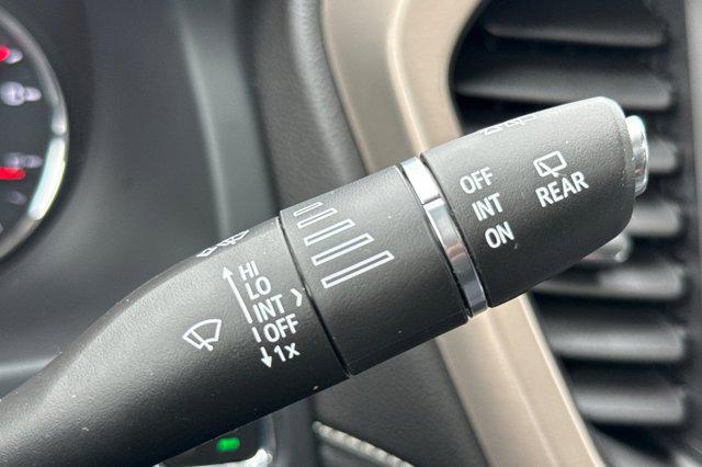 2023 GMC Acadia AWD Denali