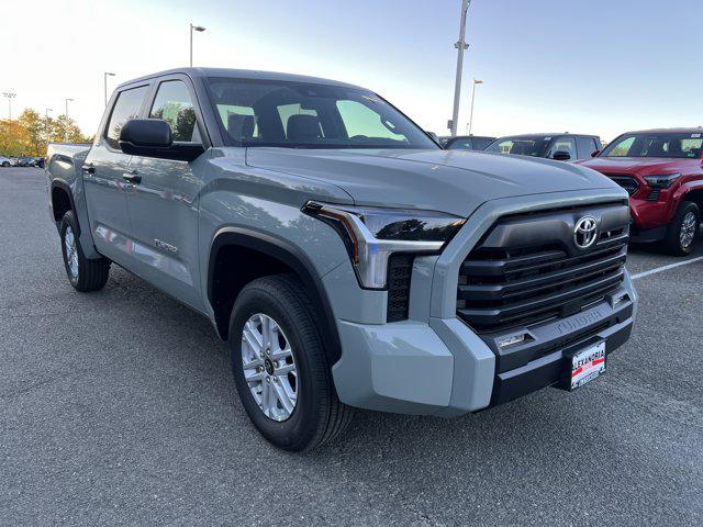 2026 Toyota Tundra SR5 CrewMax 5.5' Bed