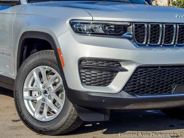 2025 Jeep Grand Cherokee GRAND CHEROKEE LAREDO X 4X4 2025 Jeep Grand Cherokee GRAND CHEROKEE LAREDO X 4X4