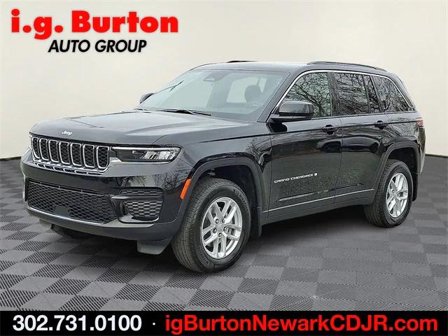 2025 Jeep Grand Cherokee GRAND CHEROKEE LAREDO X 4X4