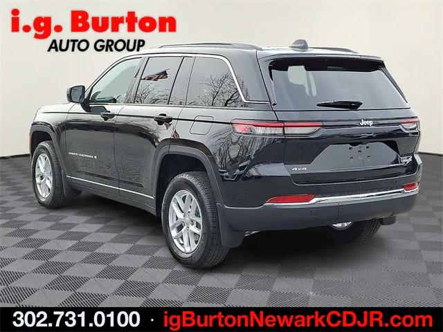 2025 Jeep Grand Cherokee GRAND CHEROKEE LAREDO X 4X4