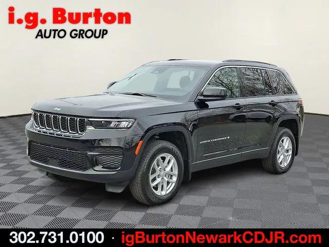 2025 Jeep Grand Cherokee GRAND CHEROKEE LAREDO X 4X4