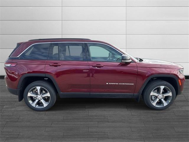2025 Jeep Grand Cherokee GRAND CHEROKEE LIMITED 4X4