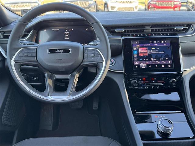 2025 Jeep Grand Cherokee GRAND CHEROKEE LAREDO X 4X4 2025 Jeep Grand Cherokee GRAND CHEROKEE LAREDO X 4X4