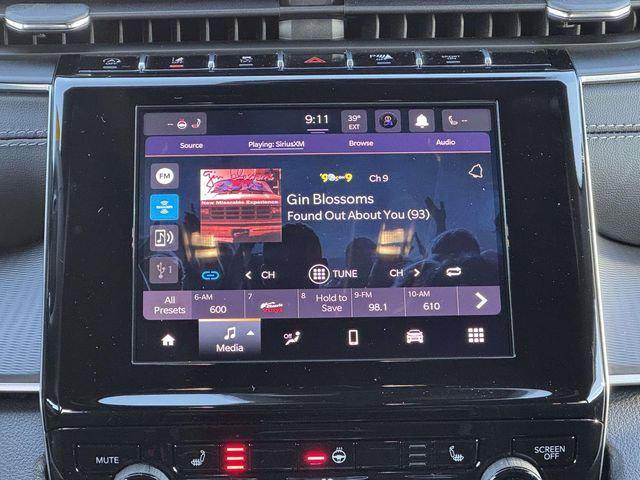 2025 Jeep Grand Cherokee GRAND CHEROKEE LAREDO X 4X4