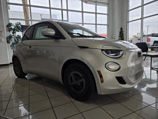 2025 Fiat FIAT 500e GIORGIO ARMANI Collectors Edition