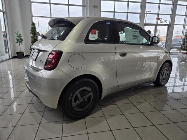 2025 Fiat FIAT 500e GIORGIO ARMANI Collectors Edition