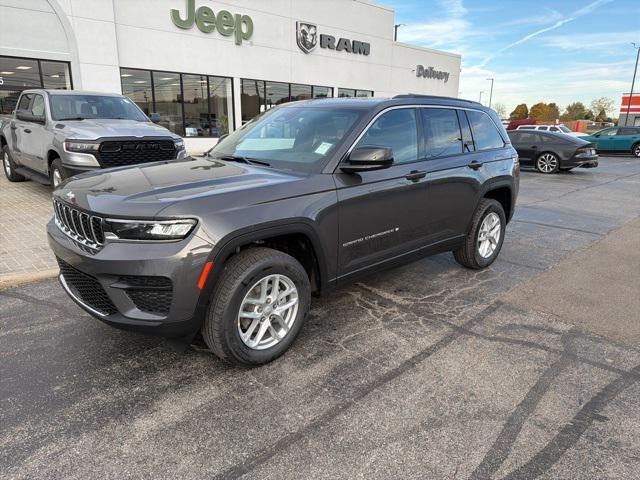 2025 Jeep Grand Cherokee GRAND CHEROKEE LAREDO X 4X4 2025 Jeep Grand Cherokee GRAND CHEROKEE LAREDO X 4X4