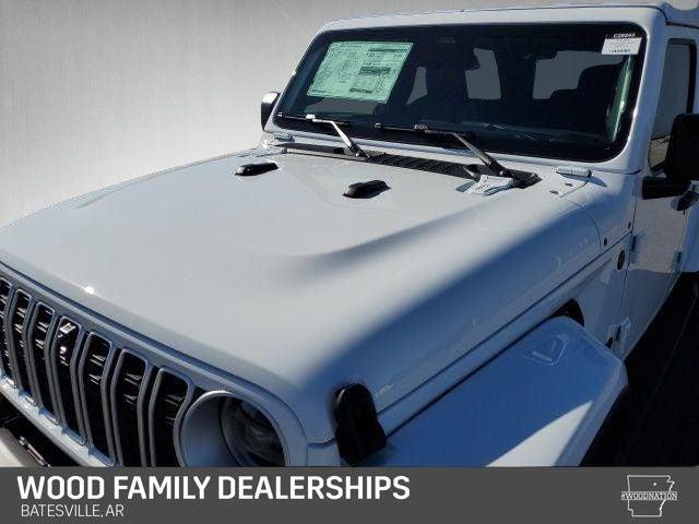 2026 Jeep Wrangler 4-Door Sahara 4x4