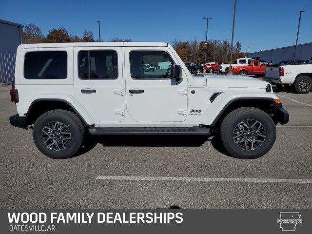 2026 Jeep Wrangler 4-Door Sahara 4x4