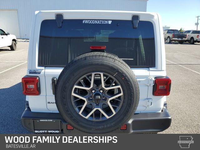 2026 Jeep Wrangler 4-Door Sahara 4x4