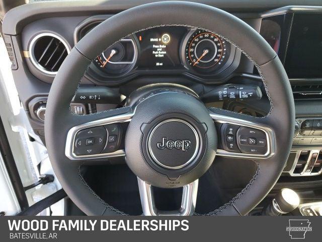 2026 Jeep Wrangler 4-Door Sahara 4x4