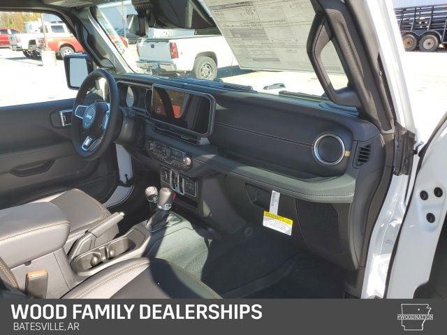 2026 Jeep Wrangler 4-Door Sahara 4x4