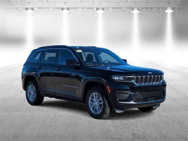 2025 Jeep Grand Cherokee GRAND CHEROKEE LAREDO X 4X4 2025 Jeep Grand Cherokee GRAND CHEROKEE LAREDO X 4X4