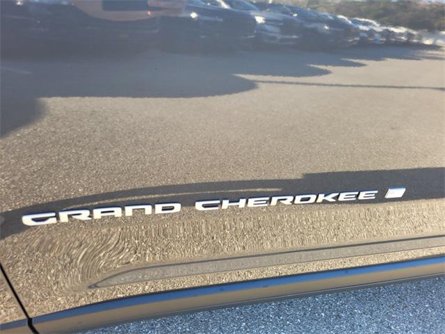 2025 Jeep Grand Cherokee GRAND CHEROKEE LIMITED 4X4 2025 Jeep Grand Cherokee GRAND CHEROKEE LIMITED 4X4