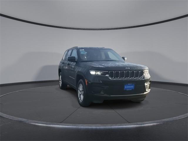 2025 Jeep Grand Cherokee GRAND CHEROKEE LAREDO X 4X4