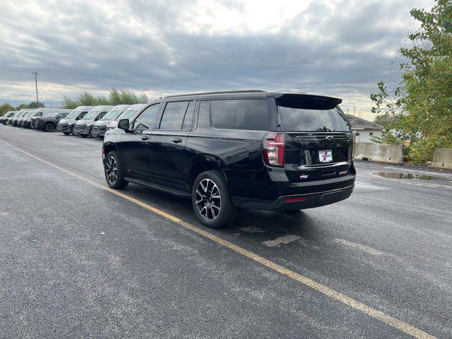 2023 Chevrolet Suburban 4WD RST