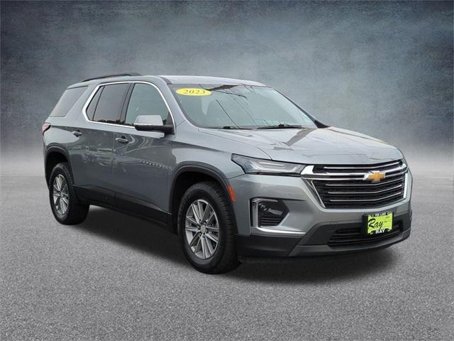 2023 Chevrolet Traverse AWD LT Cloth