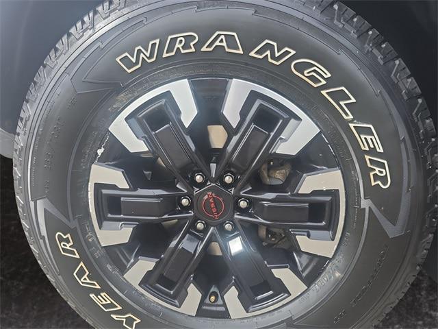 2023 Nissan Frontier Crew Cab PRO-4X 4x4