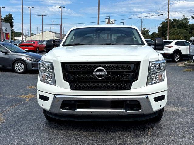 2024 Nissan TITAN Crew Cab SV 4x2