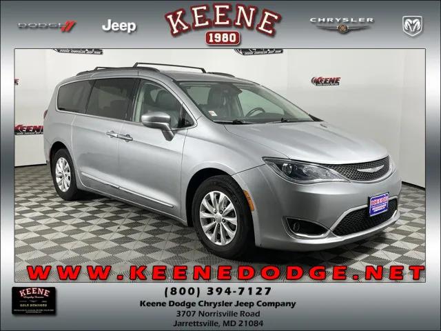 2017 Chrysler Pacifica Touring-L 2017 Chrysler Pacifica Touring-L