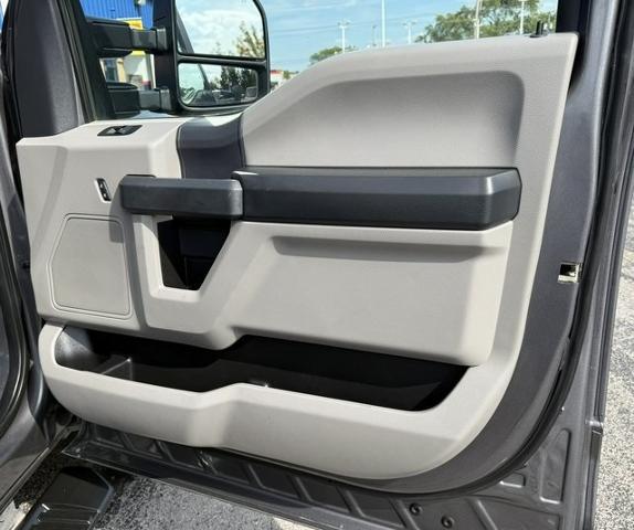 2022 Ford F-350 XL