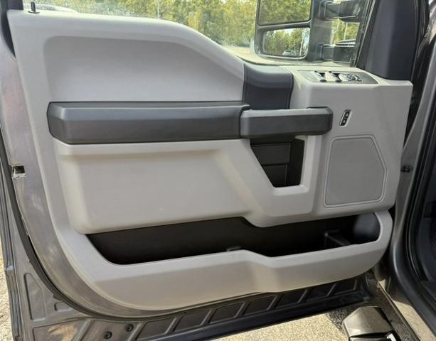 2022 Ford F-350 XL