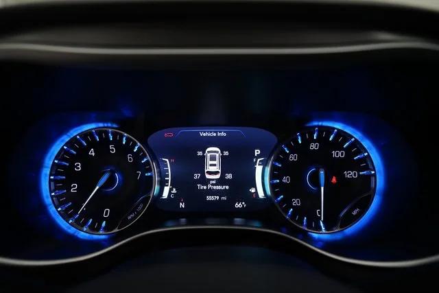 2024 Chrysler Pacifica Touring L 2024 Chrysler Pacifica Touring L