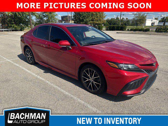 2022 Toyota Camry SE