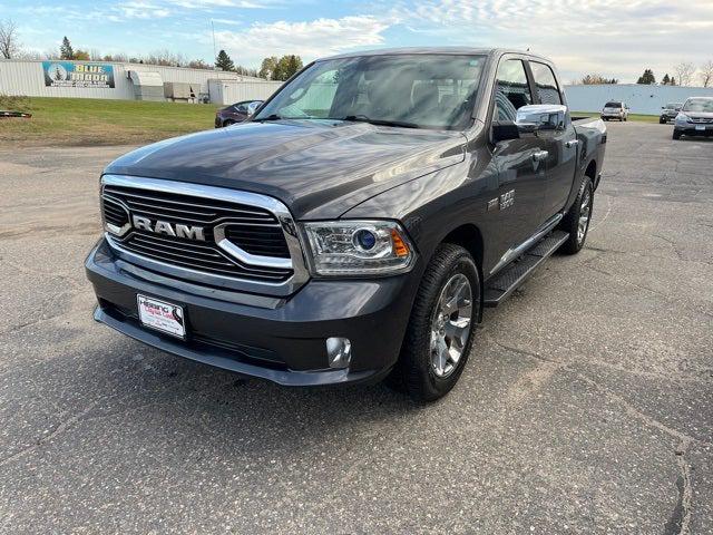 2017 RAM 1500 Limited Crew Cab 4x4 57 Box 2017 RAM 1500 Limited Crew Cab 4x4 57 Box