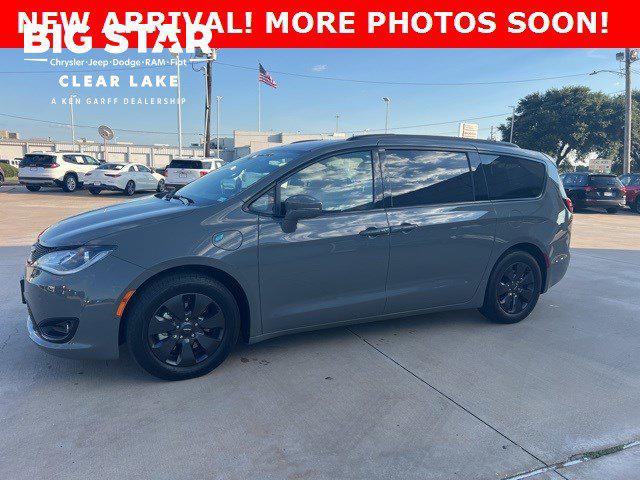2020 Chrysler Pacifica Hybrid Red S Edition