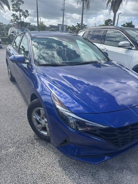 2022 Hyundai Elantra SE 2022 Hyundai Elantra SE