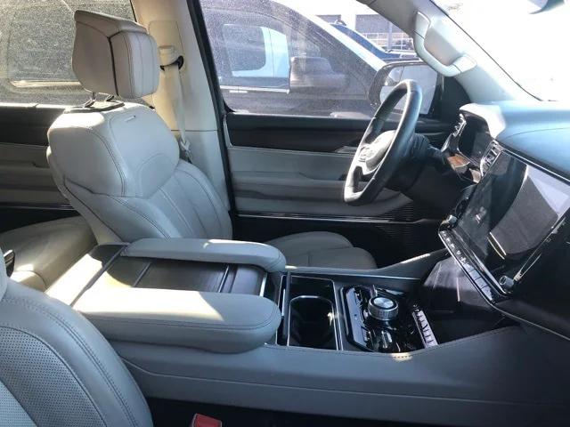 2022 Wagoneer Grand Wagoneer Series I 4x4 2022 Wagoneer Grand Wagoneer Series I 4x4