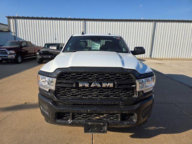 2022 RAM 2500 Tradesman Crew Cab 4x4 8 Box