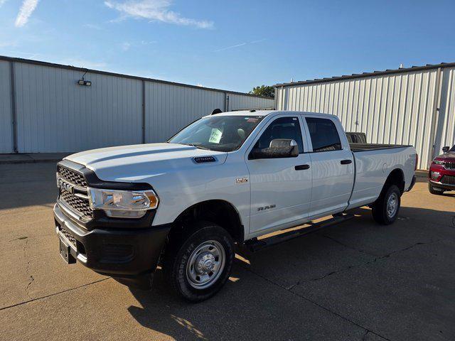 2022 RAM 2500 Tradesman Crew Cab 4x4 8 Box
