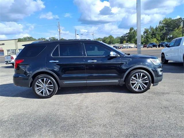 2017 Ford Explorer Platinum