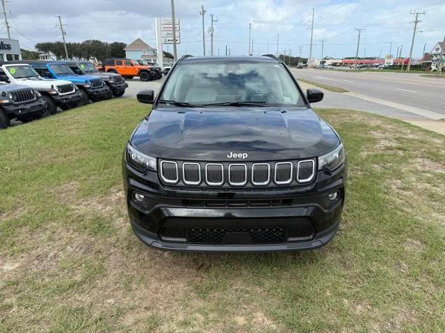 2022 Jeep Compass Latitude FWD
