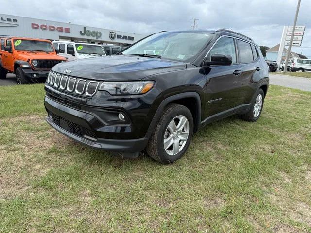 2022 Jeep Compass Latitude FWD