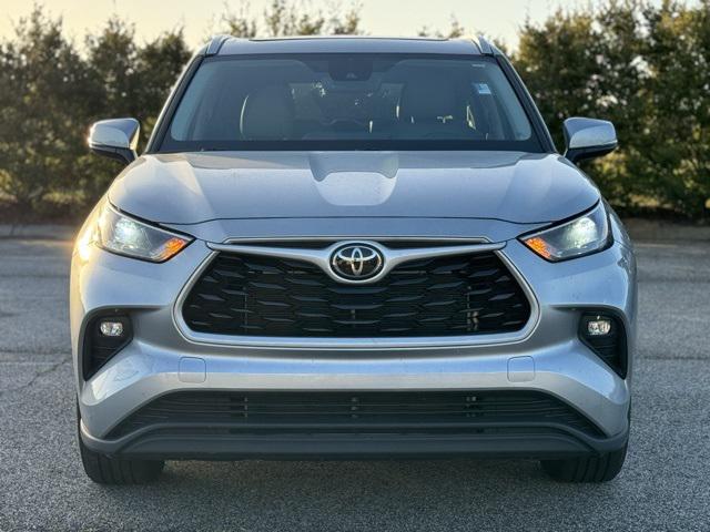 2023 Toyota Highlander Platinum