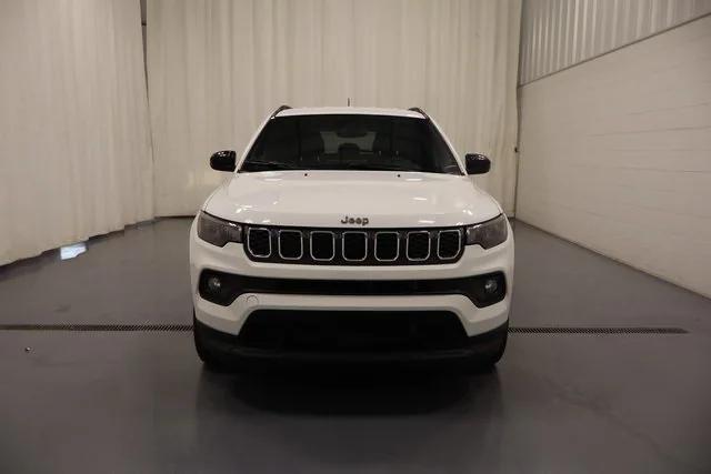 2024 Jeep Compass Latitude 4x4 2024 Jeep Compass Latitude 4x4