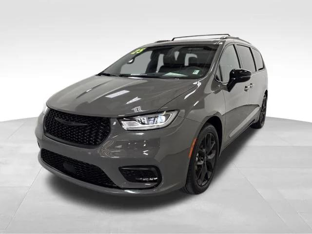 2025 Chrysler Pacifica Limited 2025 Chrysler Pacifica Limited