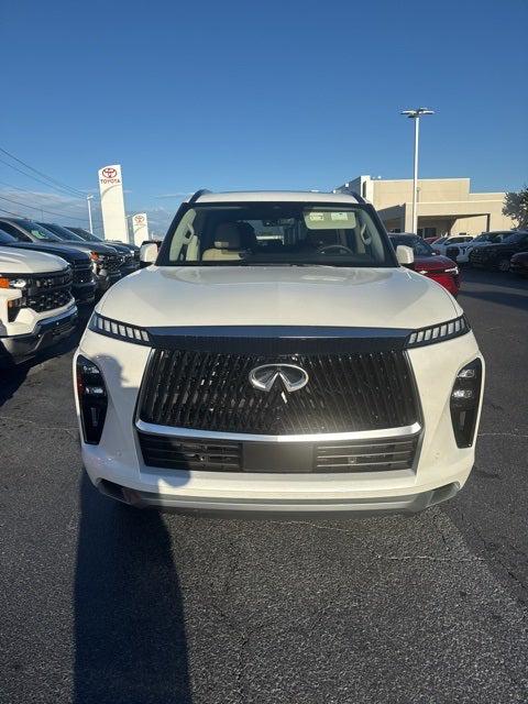 2025 INFINITI QX80 PURE