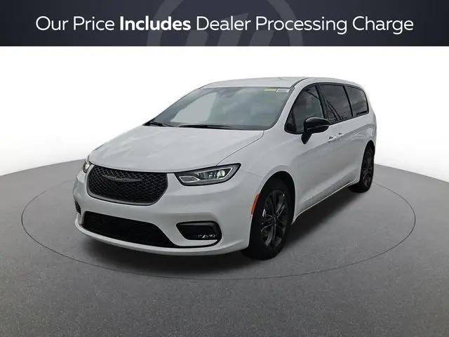 2026 Chrysler Pacifica Select for sale in Baltimore, MD